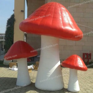 [:fr]champignon géant gonflable. Décoration gonflable sur mesure champignon.[:en]inflatable giant mushroom. Inflatable decoration custom mushroom.[:]